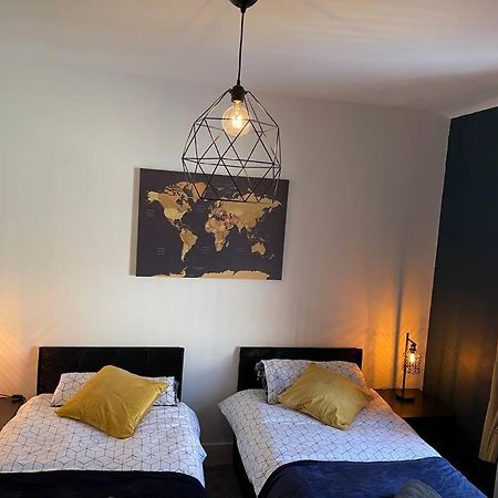 Luxury Accommodation. วอลลาซีย์ ภายนอก รูปภาพ